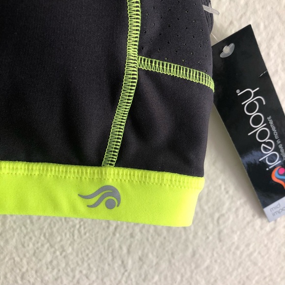 Small Ideology sport bra NWT - Picture 2 of 5
